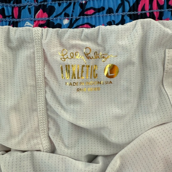 Lilly Pulitzer Luxletic Shorts Size L - Picture 4 of 4
